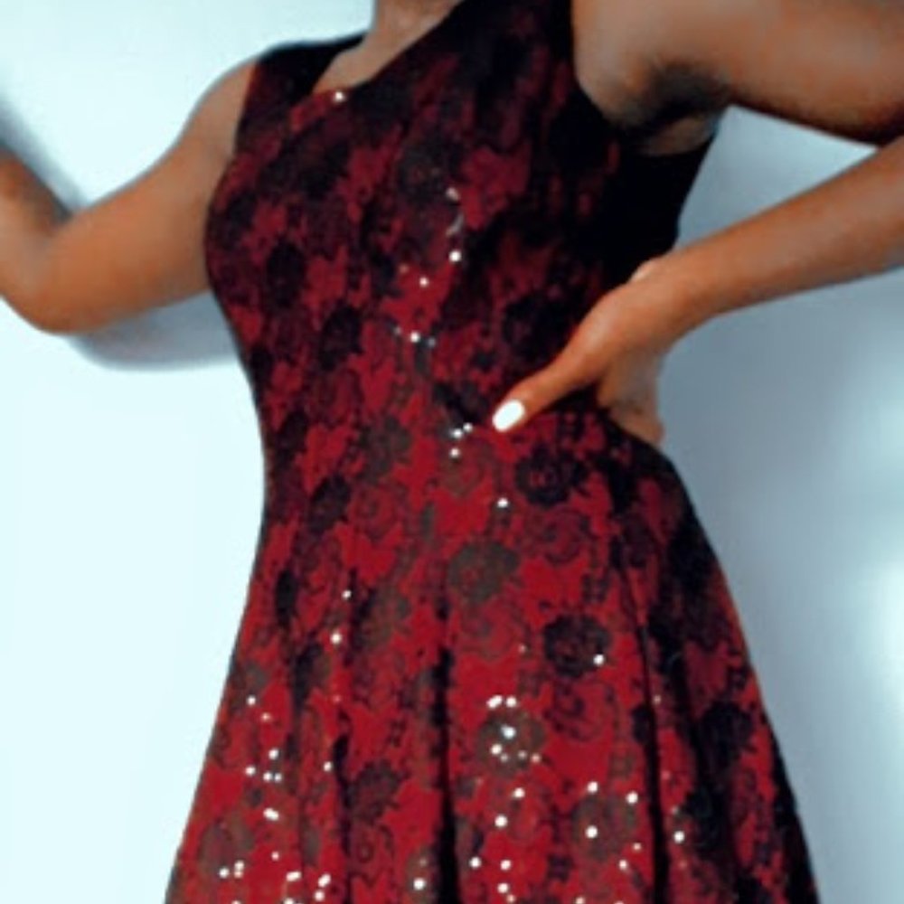 Red Knee-Length Dress With Black Lace design